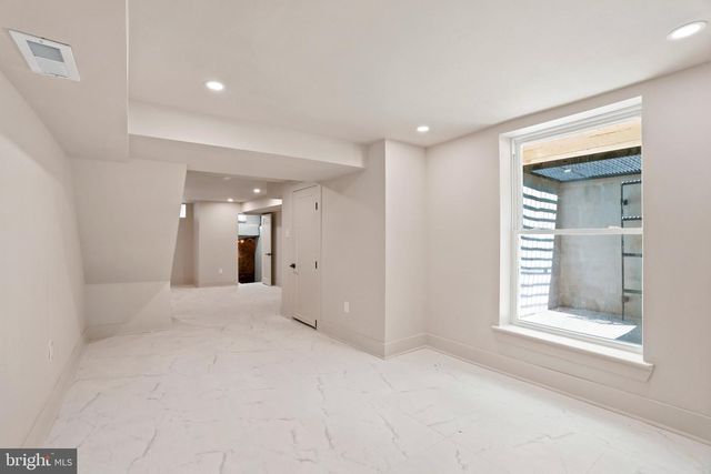 1416 E SUSQUEHANNA AVE, Philadelphia, PA 19125