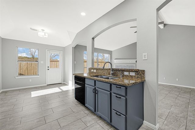 5318 Champions Way Lane, Houston, TX 77066