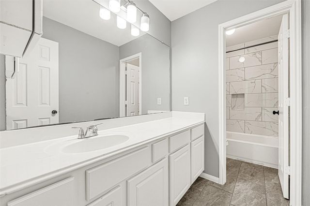 5318 Champions Way Lane, Houston, TX 77066