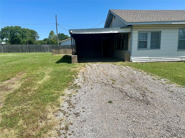 1500 W 12th, Sulphur, OK 73086