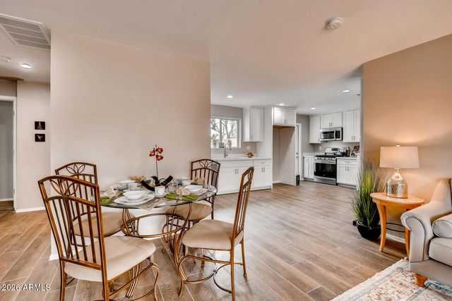 1806 E Don Carlos Avenue, Tempe, AZ 85281