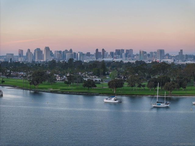1820 Avenida del Mundo 807, Coronado, CA 92118
