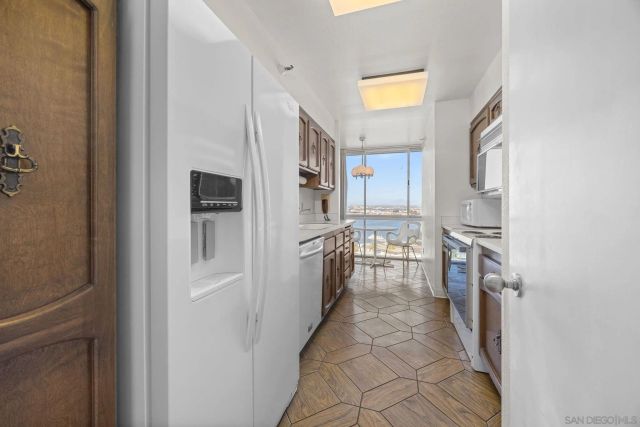 1820 Avenida del Mundo 807, Coronado, CA 92118