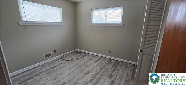 2463 South Lumber Street, Allentown City, PA 18103