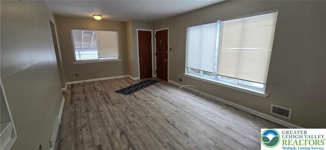 2463 South Lumber Street, Allentown City, PA 18103