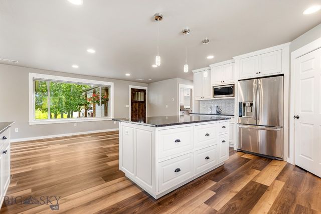 2399 Central Park Road, Belgrade, MT 59714