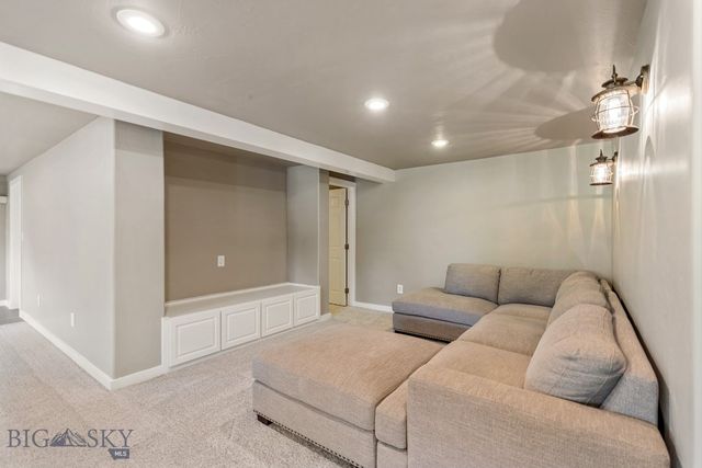 2399 Central Park Road, Belgrade, MT 59714