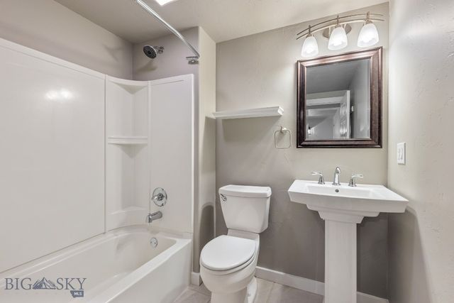 2399 Central Park Road, Belgrade, MT 59714