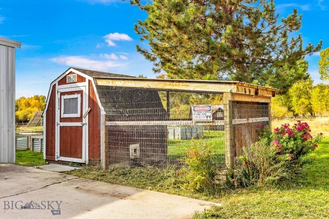 2399 Central Park Road, Belgrade, MT 59714