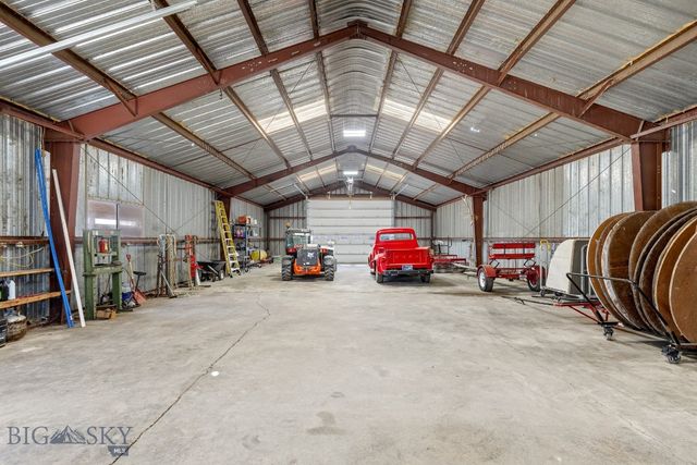 2399 Central Park Road, Belgrade, MT 59714