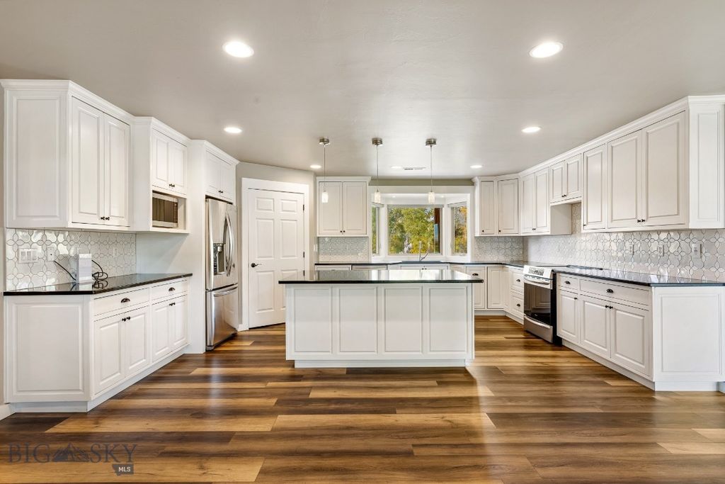 2399 Central Park Road, Belgrade, MT 59714 photo 6