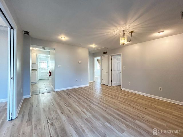 122 Vineyard Road, Edison, NJ 08817