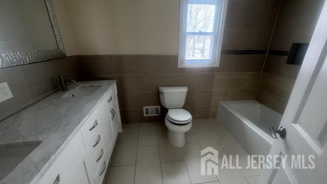 966 Bergen Avenue, North Brunswick, NJ 08902