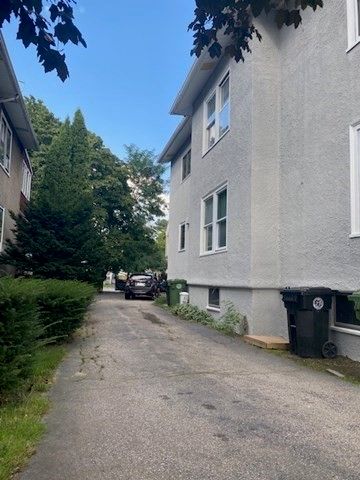 20 Parker St 1, Watertown, MA 02472
