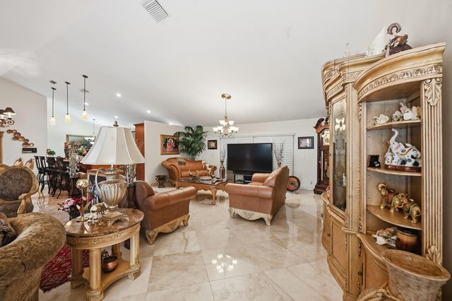 5884 Laurel Green Circle, Boynton Beach, FL 33437