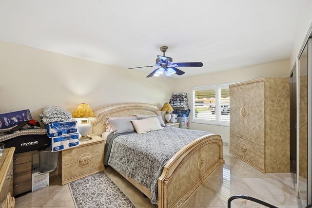 5884 Laurel Green Circle, Boynton Beach, FL 33437