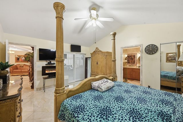 5884 Laurel Green Circle, Boynton Beach, FL 33437