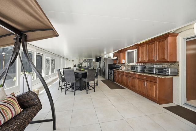 5884 Laurel Green Circle, Boynton Beach, FL 33437