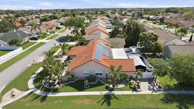 5884 Laurel Green Circle, Boynton Beach, FL 33437