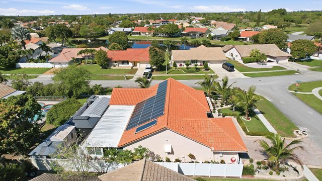 5884 Laurel Green Circle, Boynton Beach, FL 33437