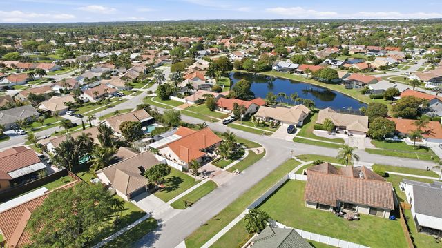 5884 Laurel Green Circle, Boynton Beach, FL 33437