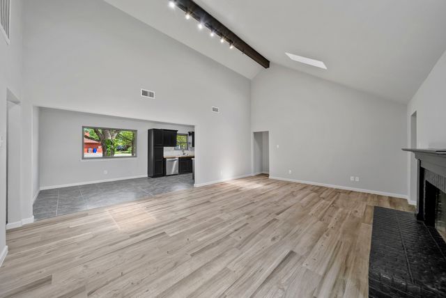 420 Wolf Run Court, Lavon, TX 75166