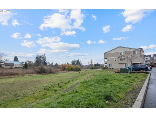 15564 Nw LINDER St, Portland, OR 97229