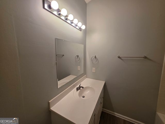 6924 Biscayne Blvd, Rex, GA 30273