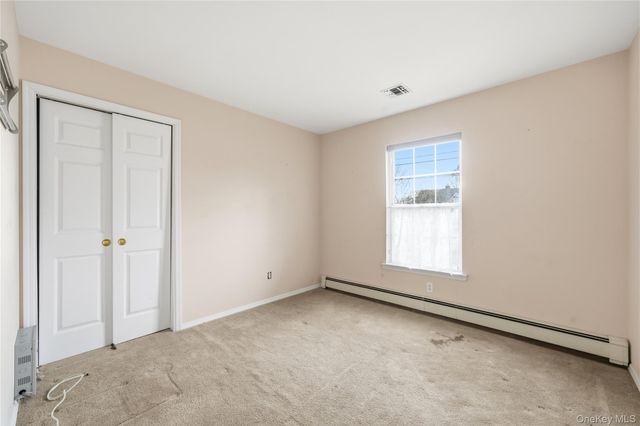 28 2nd Avenue, Central Islip, NY 11722