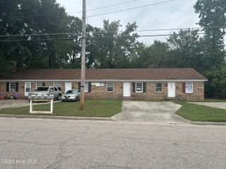 607 Lane Street SE, Wilson, NC 27893