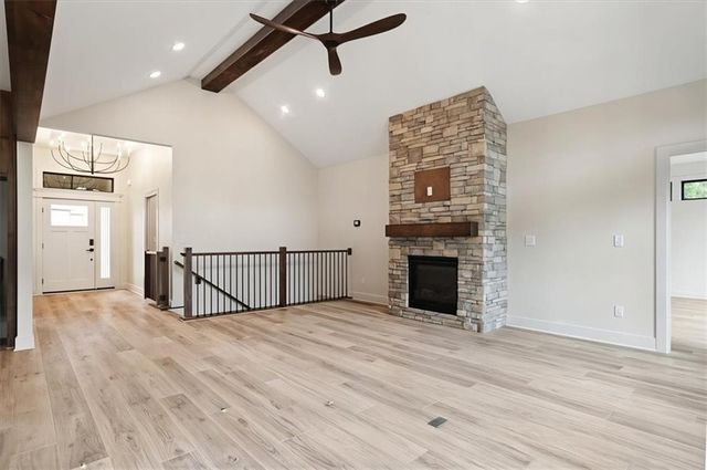 2204 Arbor Lane, Excelsior Springs, MO 64024