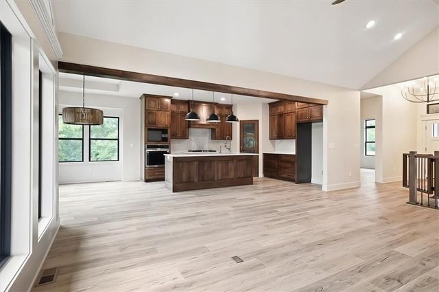 2204 Arbor Lane, Excelsior Springs, MO 64024