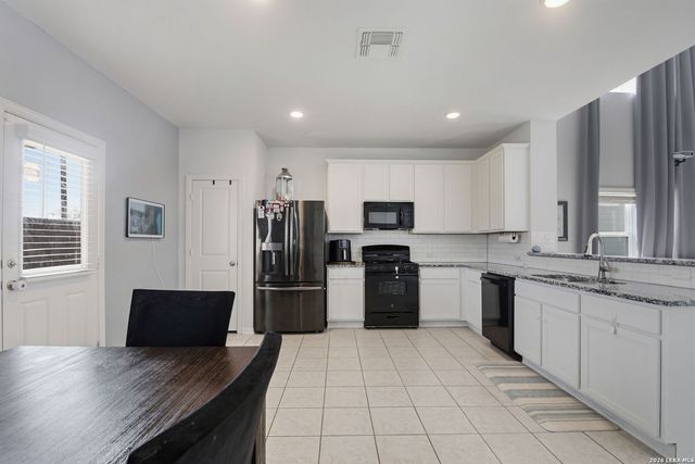 337 HUNTERS RNCH E, San Antonio, TX 78253
