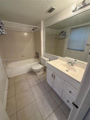 4261 W Mcnab Rd 28, Pompano Beach, FL 33069