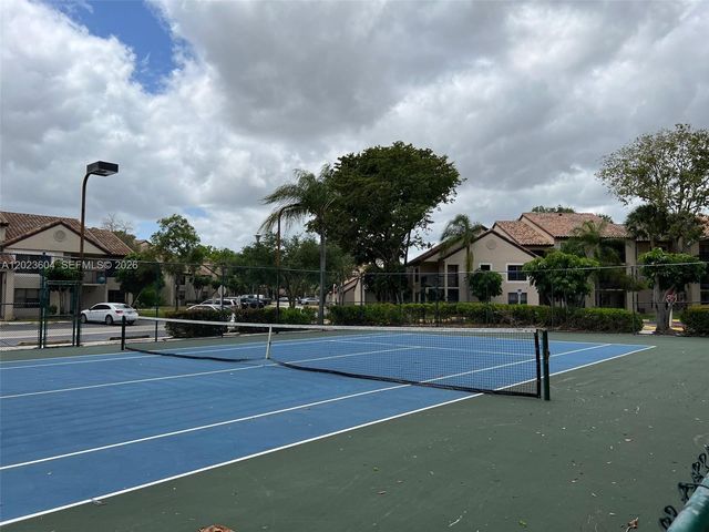 4261 W Mcnab Rd 28, Pompano Beach, FL 33069
