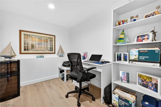 1341 Middle Gulf DR 1-B, Sanibel, FL 33957