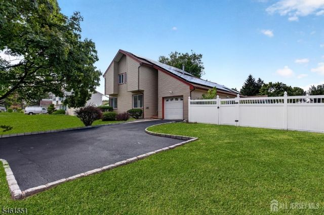210 Oak Tree Ave, South Plainfield Boro, NJ 07080