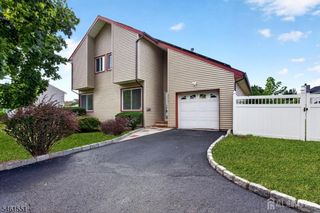 210 Oak Tree Ave, South Plainfield Boro, NJ 07080