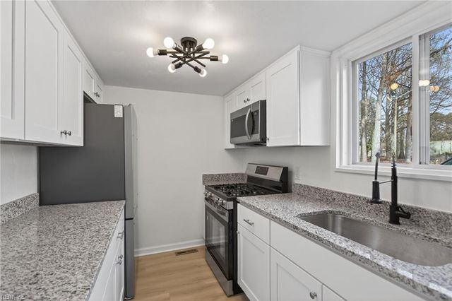 6447 Wellington ST, Norfolk, VA 23513