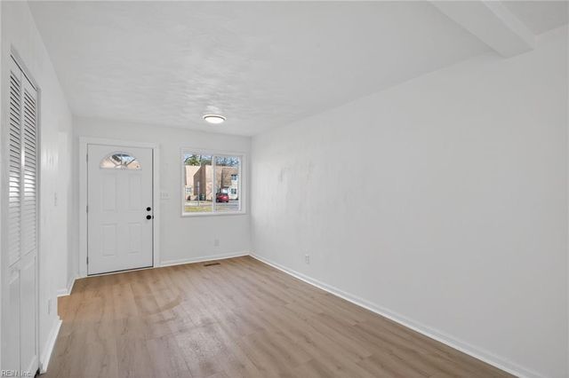 6447 Wellington ST, Norfolk, VA 23513