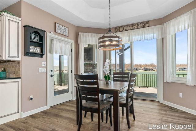8985 24th Avenue, Jenison, MI 49428