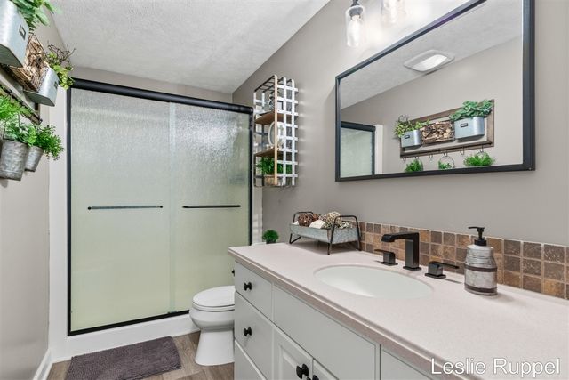 8985 24th Avenue, Jenison, MI 49428