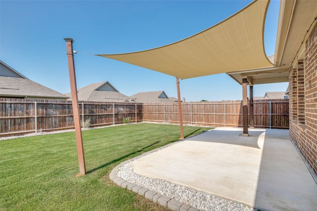 11449 White River Drive, Aubrey, TX 76227