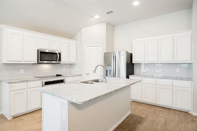 11449 White River Drive, Aubrey, TX 76227