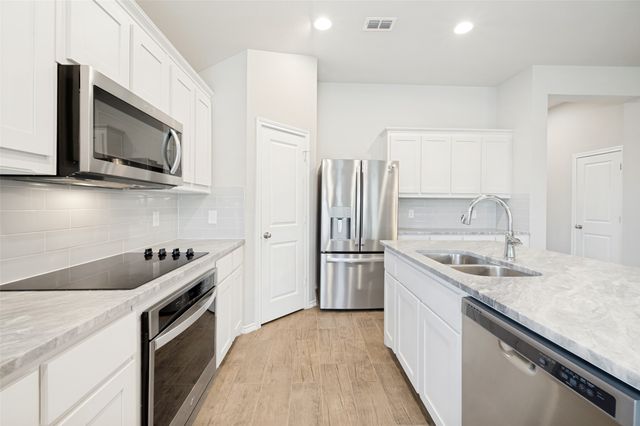 11449 White River Drive, Aubrey, TX 76227
