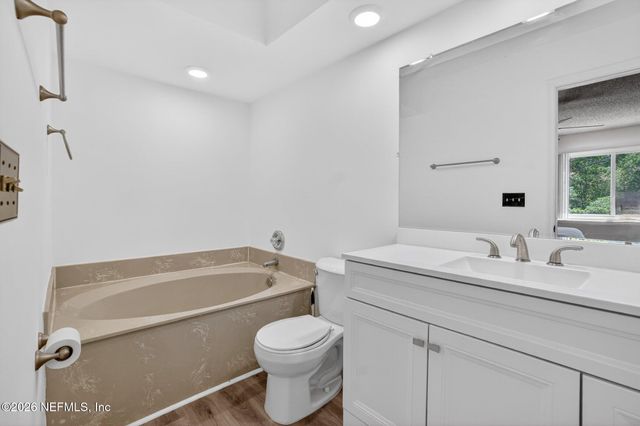 5572 BRYNER Drive, Jacksonville, FL 32244