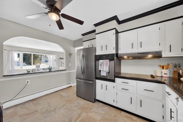 7 Nied Drive, Pleasant Valley, NY 12569