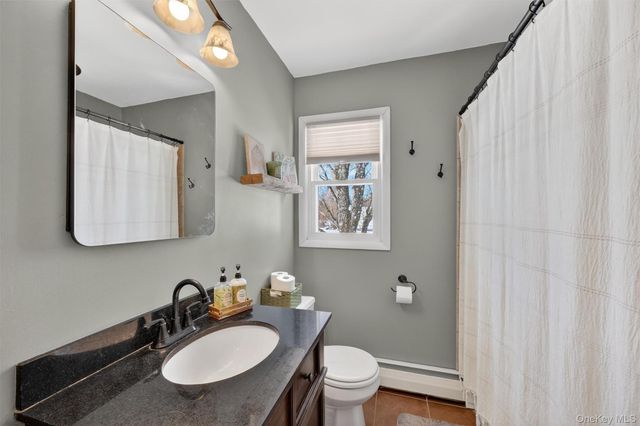 7 Nied Drive, Pleasant Valley, NY 12569