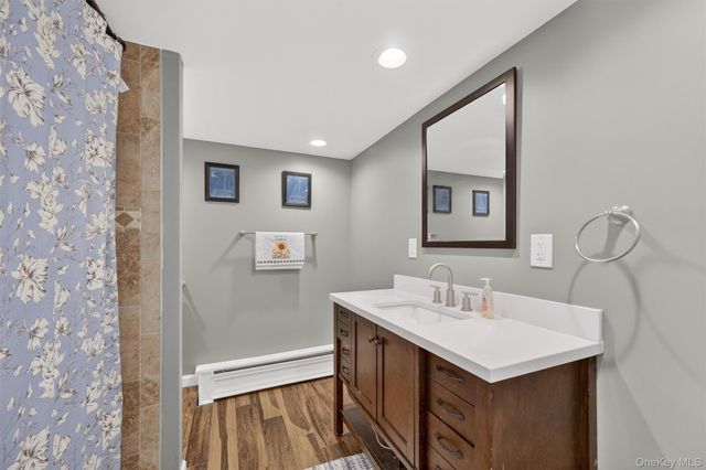 7 Nied Drive, Pleasant Valley, NY 12569