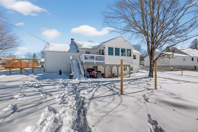 7 Nied Drive, Pleasant Valley, NY 12569